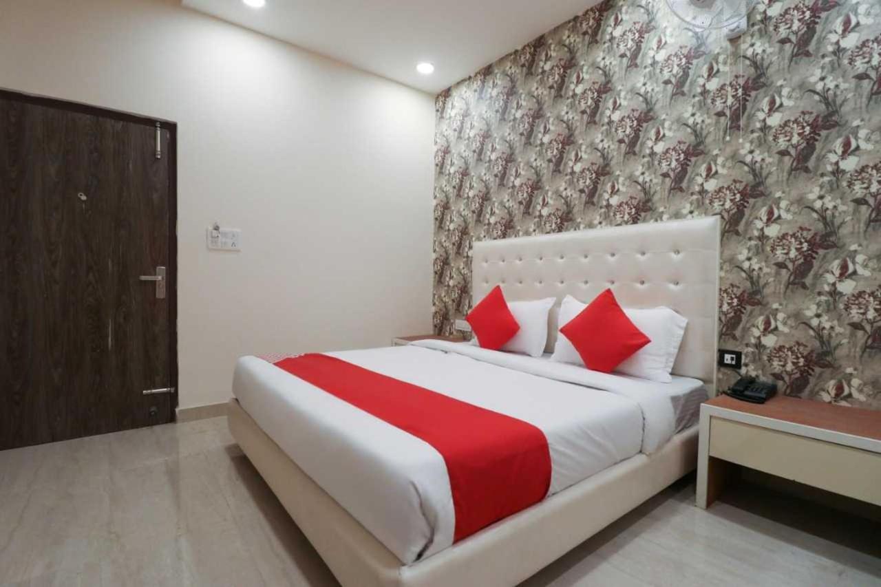 Hotel Anand อัมริตสา ภายนอก รูปภาพ
