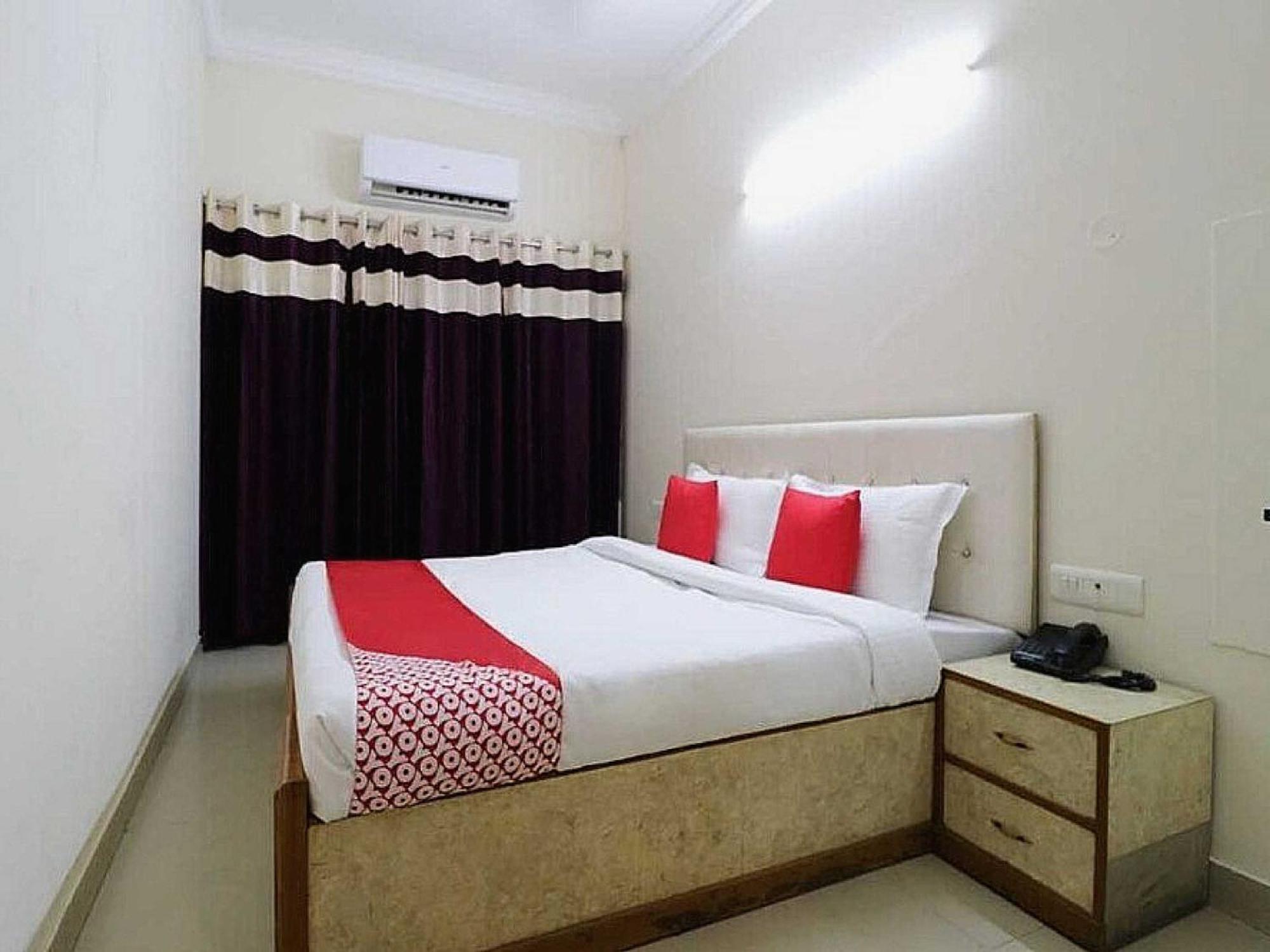Hotel Anand อัมริตสา ภายนอก รูปภาพ