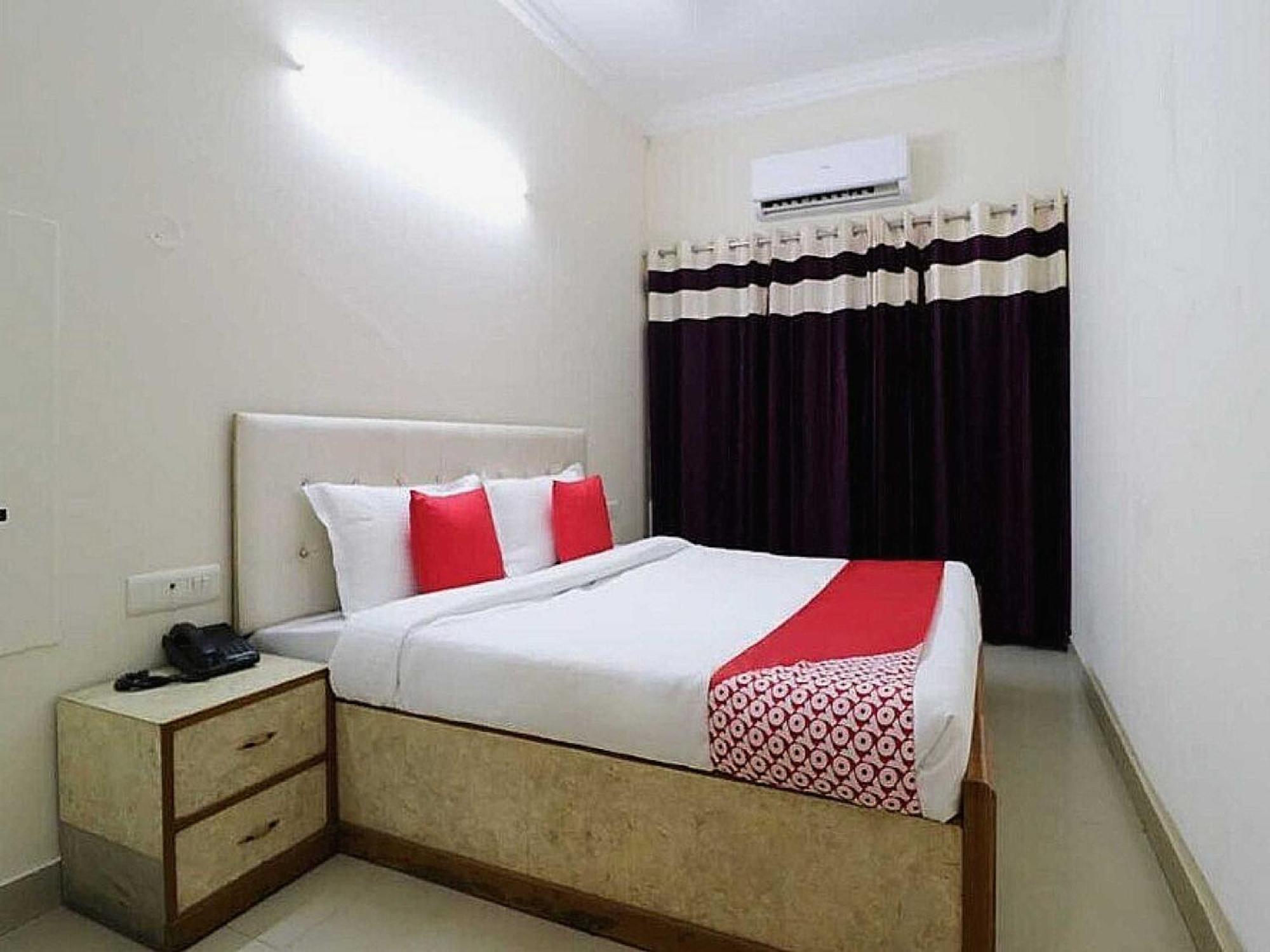 Hotel Anand อัมริตสา ภายนอก รูปภาพ